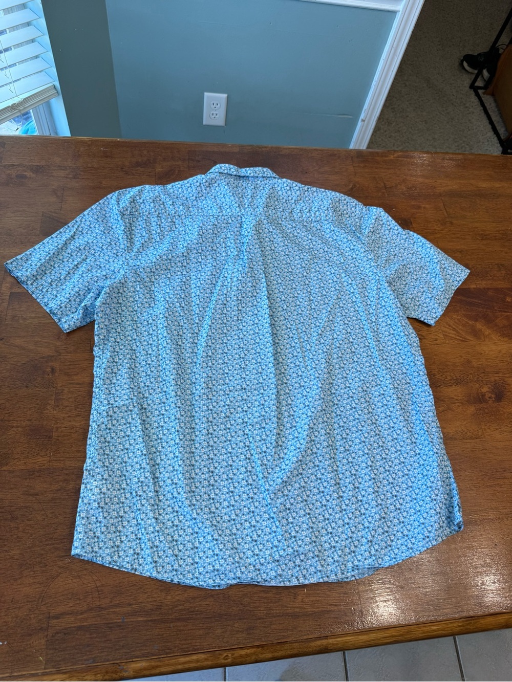 Johnnie-O Walt Featherweight Button Up Shirt Blue Micro Floral Print Large - Picture 6 of 8